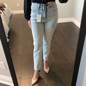 a loves a brand High rise straight Denim Jean size 25